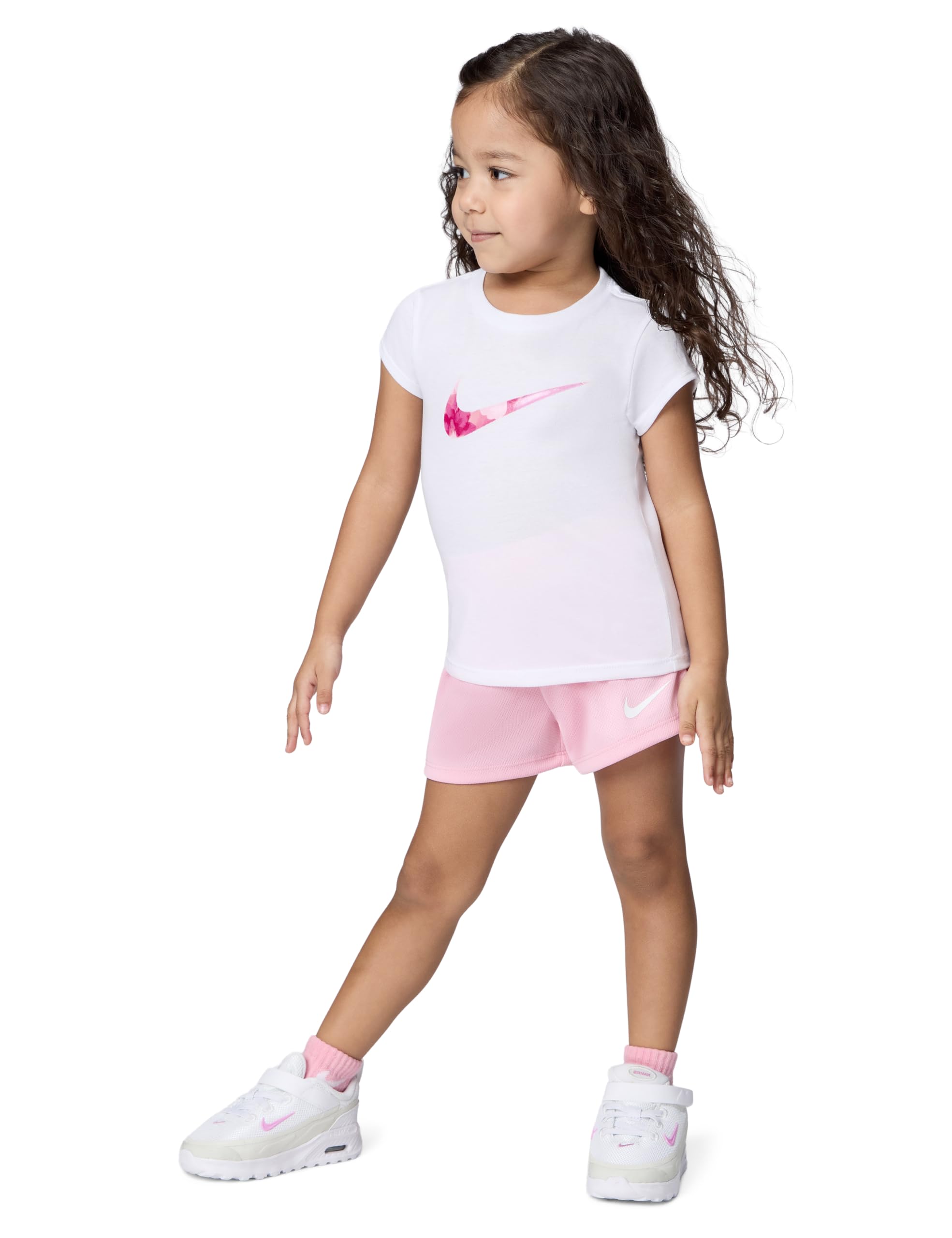 Nike Girls' Graphic T-Shirt and Mesh Shorts 2-Piece Outfit Set